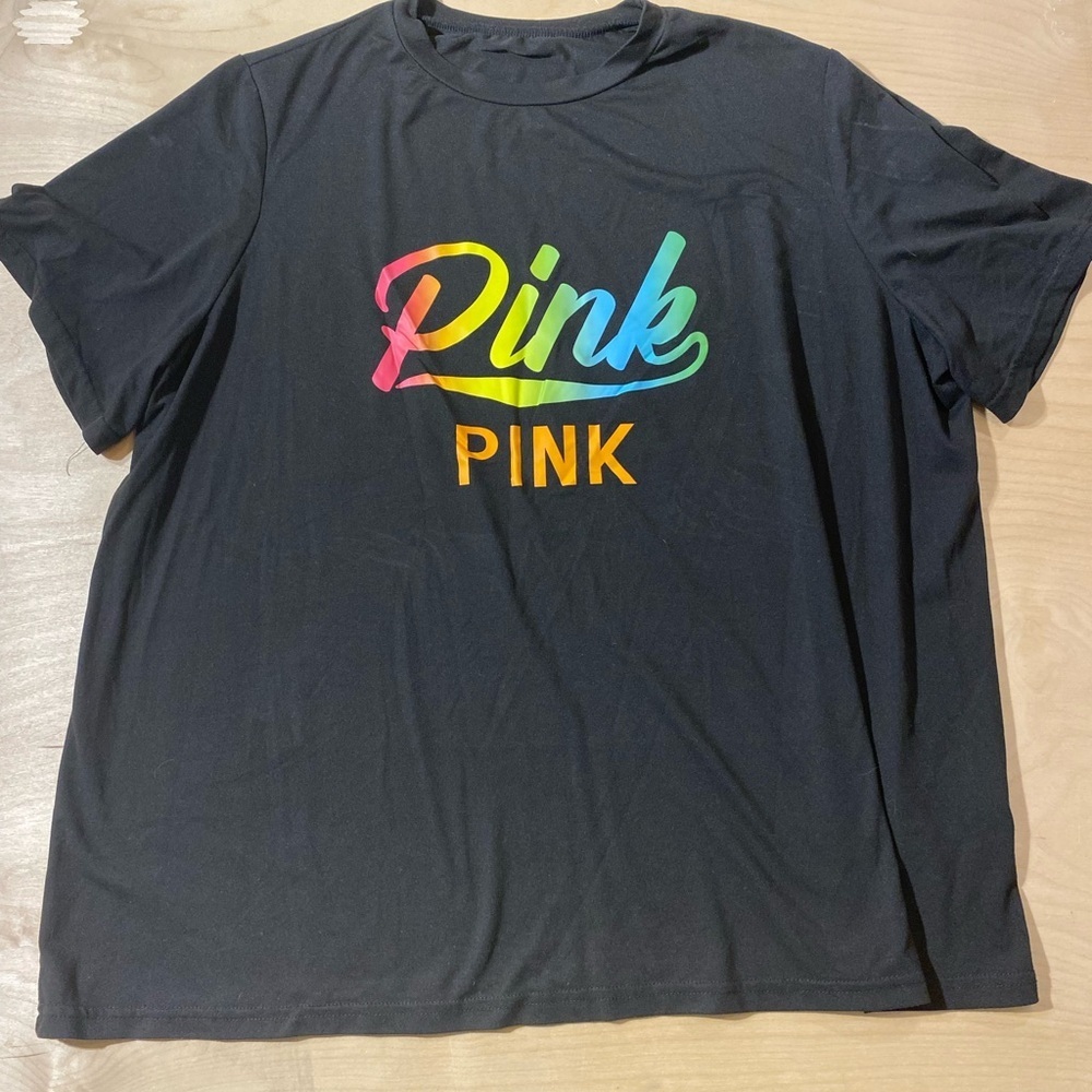 Women’s Tee 4XL (fits more like 2XL) (JU) - Picture 3 of 11